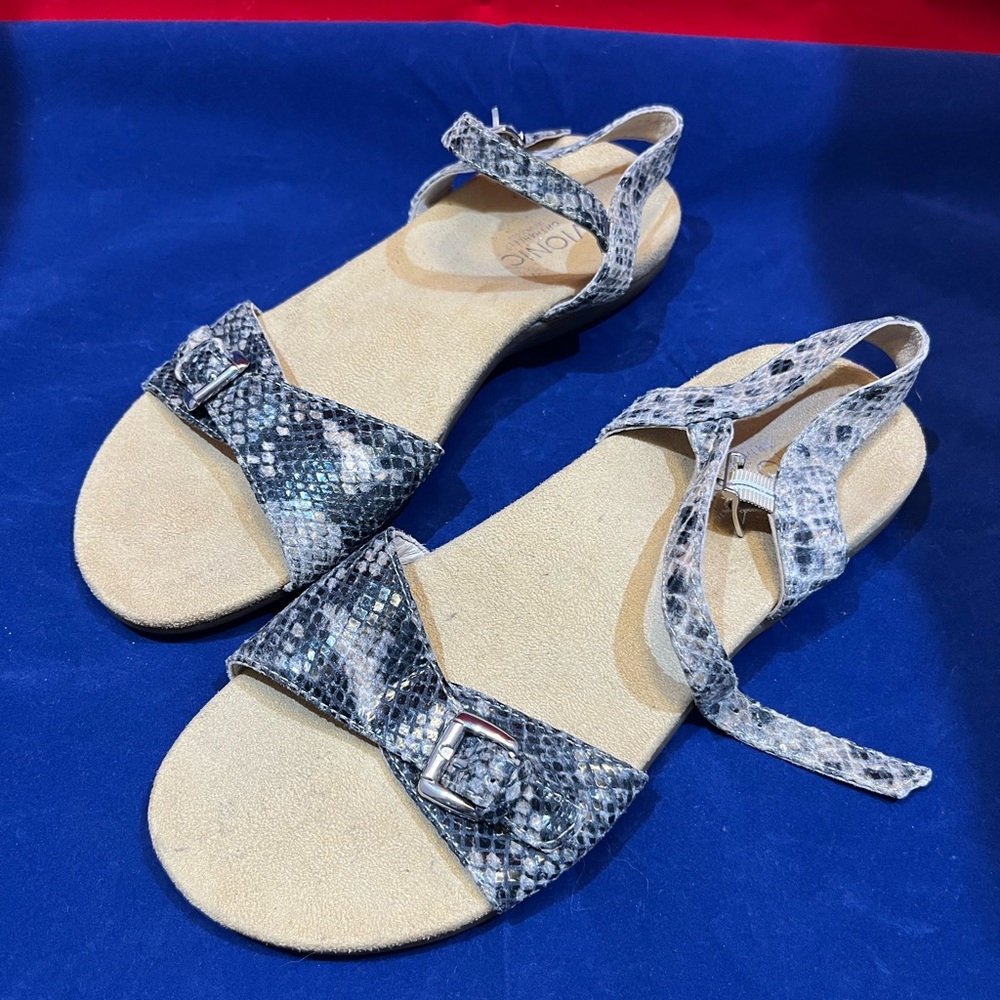 Stylish Snake Print Sandals